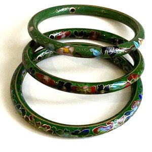 Trio of richly decorated cloisonne bangles in deep green